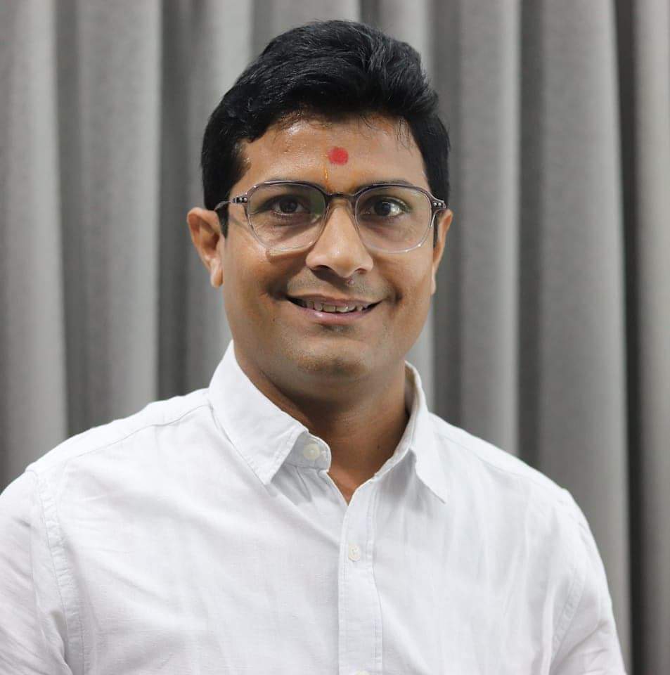 DR. KUNAL GORDHAN KHATRI